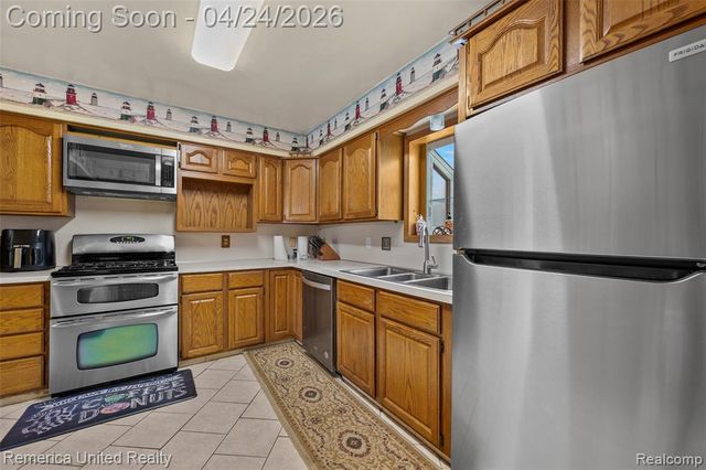 32204 Truman Road, Rockwood, MI 48173