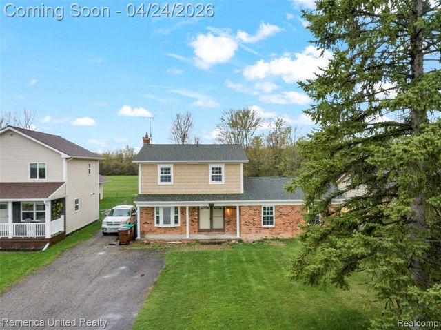 32204 Truman Road, Rockwood, MI 48173