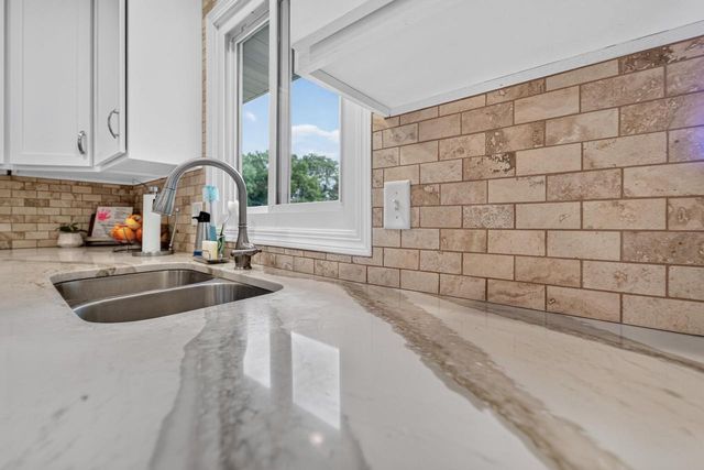 1133 Frisch Road, Madison, WI 53711