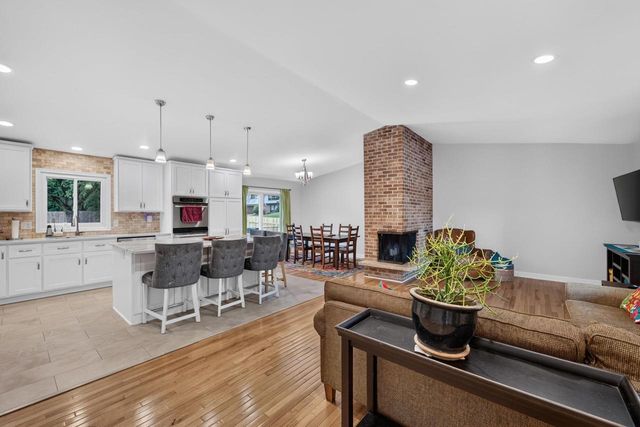 1133 Frisch Road, Madison, WI 53711
