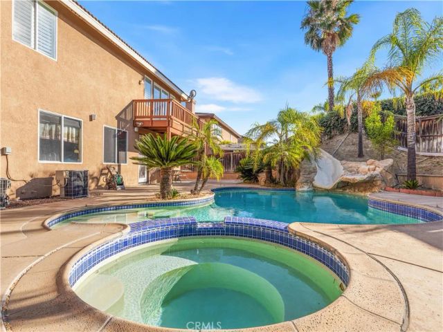41129 Arron Court, Murrieta, CA 92562