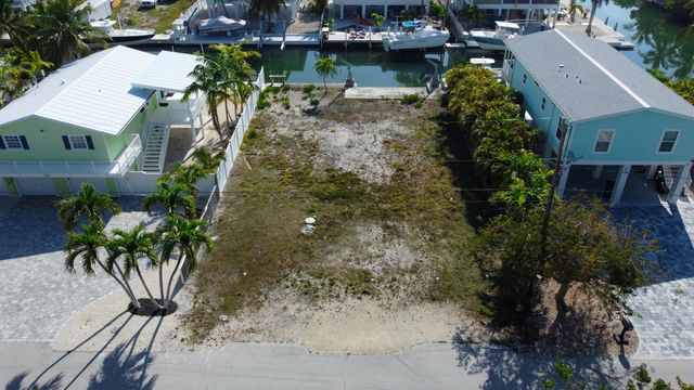 775 Pirates Road, Little Torch Key, FL 33042