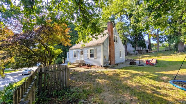 222 Gidney Avenue, Newburgh, NY 12550