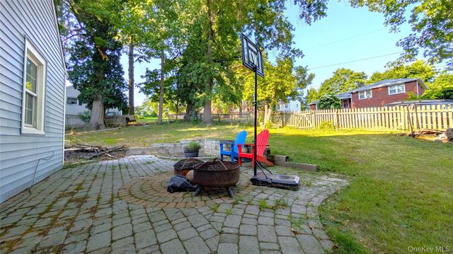 222 Gidney Avenue, Newburgh, NY 12550