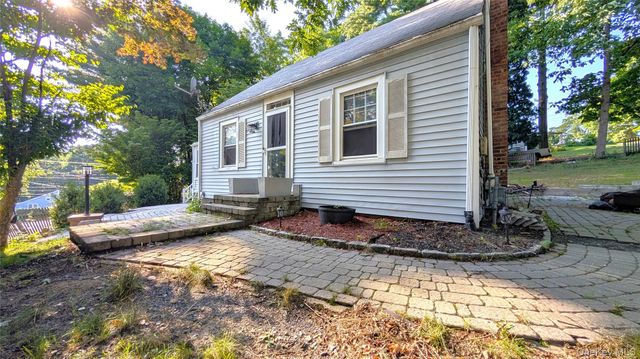 222 Gidney Avenue, Newburgh, NY 12550
