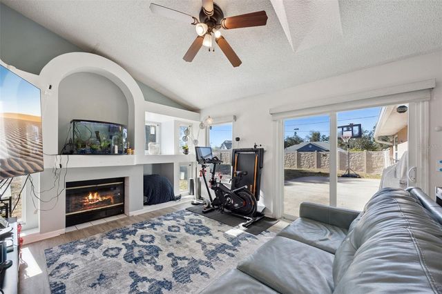 2785 BISHOP LANE, Deltona, FL 32725