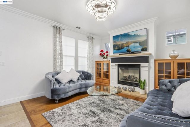 1322 COTTAGE GROVE COURT, Tracy, CA 95377