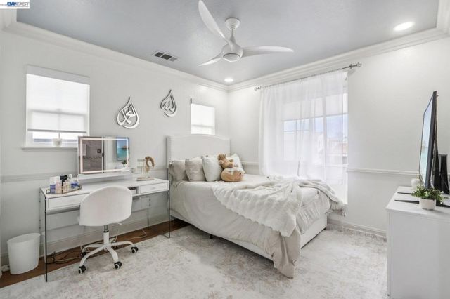 1322 COTTAGE GROVE COURT, Tracy, CA 95377