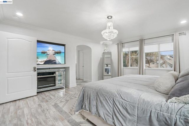 1322 COTTAGE GROVE COURT, Tracy, CA 95377