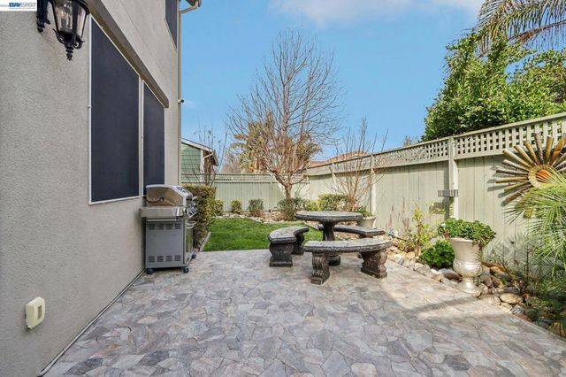 1322 COTTAGE GROVE COURT, Tracy, CA 95377