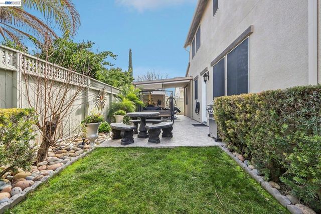 1322 COTTAGE GROVE COURT, Tracy, CA 95377