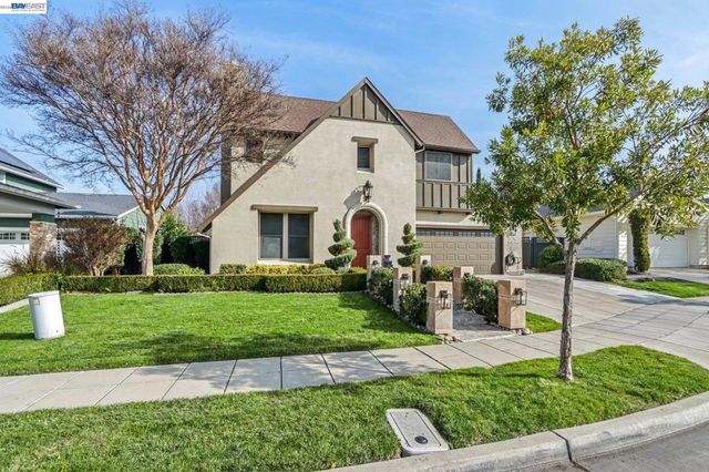 1322 COTTAGE GROVE COURT, Tracy, CA 95377