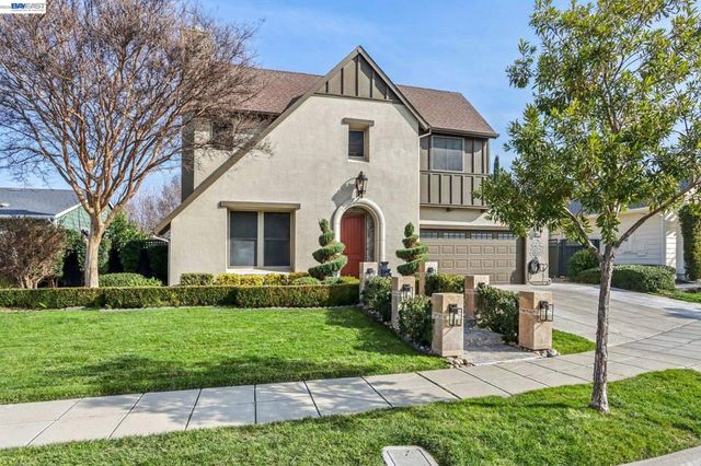 1322 COTTAGE GROVE COURT, Tracy, CA 95377