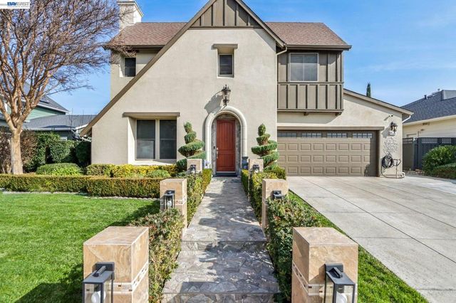 1322 COTTAGE GROVE COURT, Tracy, CA 95377