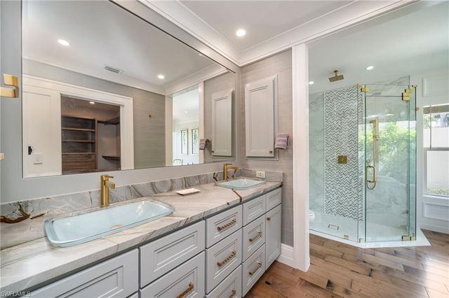 805 Lake Vista CT, Naples, FL 34108