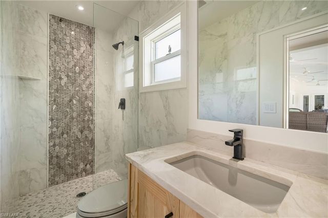 805 Lake Vista CT, Naples, FL 34108