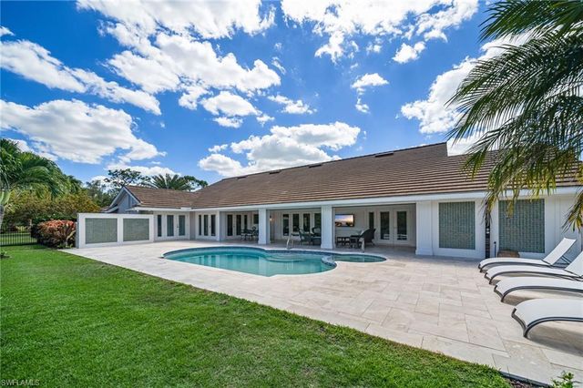 805 Lake Vista CT, Naples, FL 34108