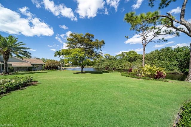 805 Lake Vista CT, Naples, FL 34108