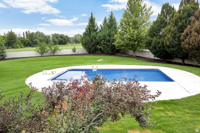 516 S 1175 W, Farmington, UT 84025