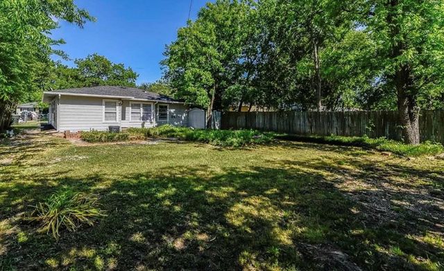 1508 N Highland Avenue, Sherman, TX 75092