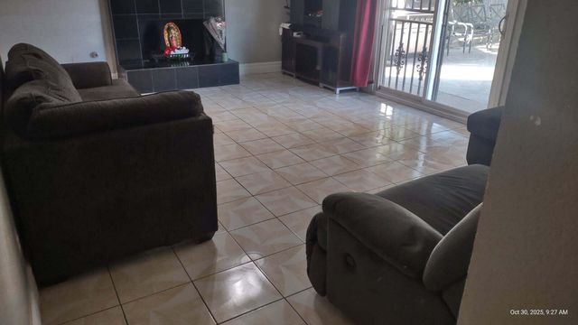 1363 S State Street, Porterville, CA 93257