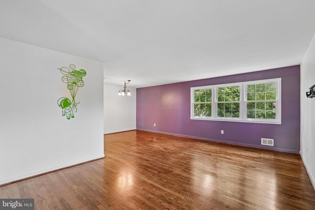 2806 VIXEN LN, Silver Spring, MD 20906