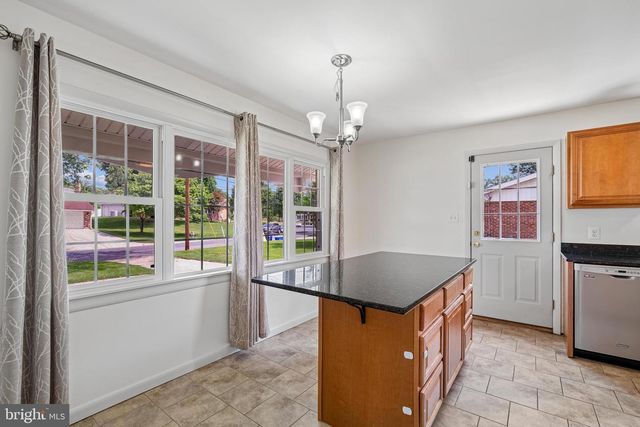 2806 VIXEN LN, Silver Spring, MD 20906