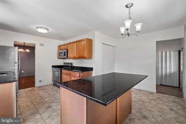 2806 VIXEN LN, Silver Spring, MD 20906