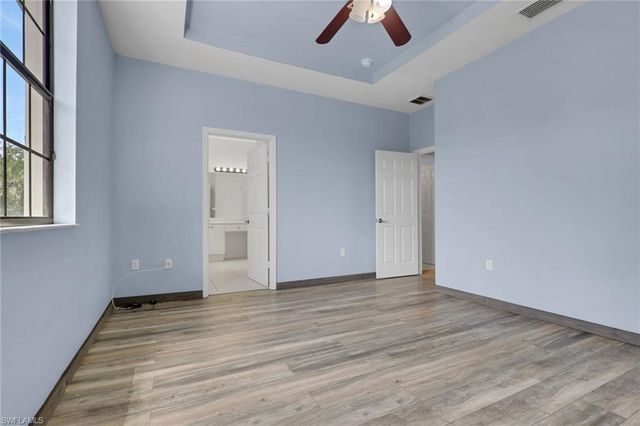 15454 Summit Place CIR 125, Naples, FL 34119
