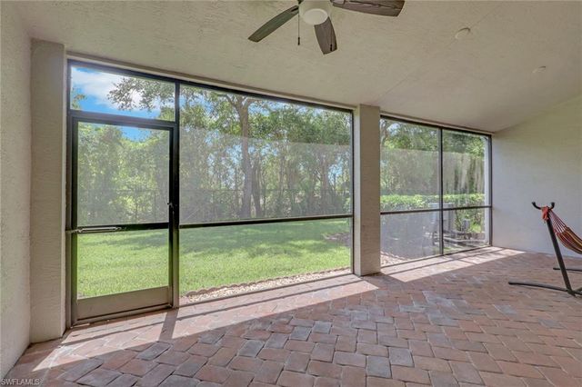 15454 Summit Place CIR 125, Naples, FL 34119