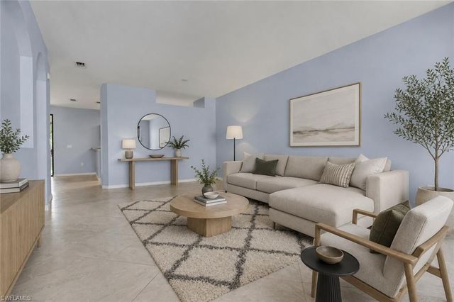 15454 Summit Place CIR 125, Naples, FL 34119