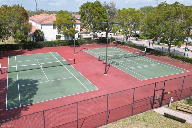 15454 Summit Place CIR 125, Naples, FL 34119