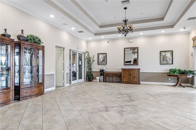 15454 Summit Place CIR 125, Naples, FL 34119