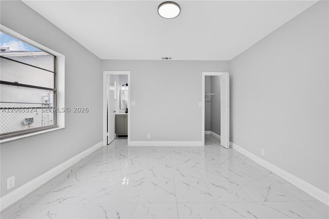 8500 SW 20th St, North Lauderdale, FL 33068