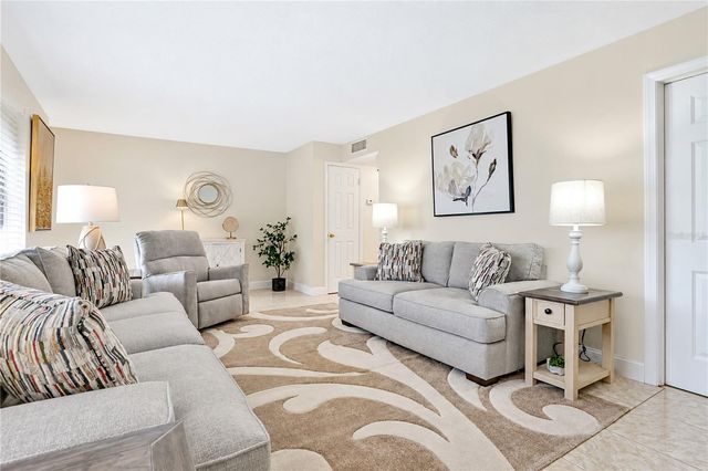 1018 PLANTATION DRIVE A18, Kissimmee, FL 34741