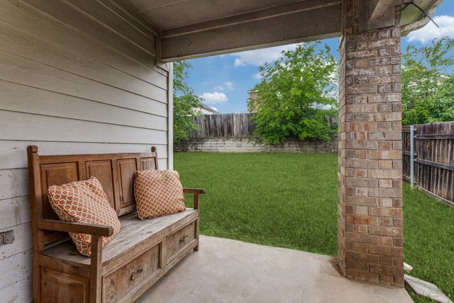 3172 Hollow Valley Drive, Fort Worth, TX 76244