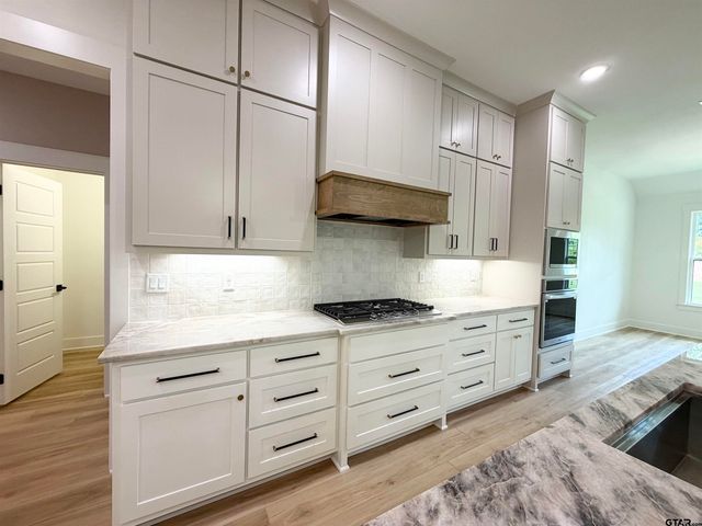 371 Heritage Way, Bullard, TX 75757