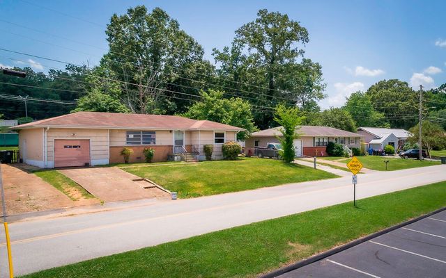 1504 Cloverdale Drive, Hixson, TN 37343