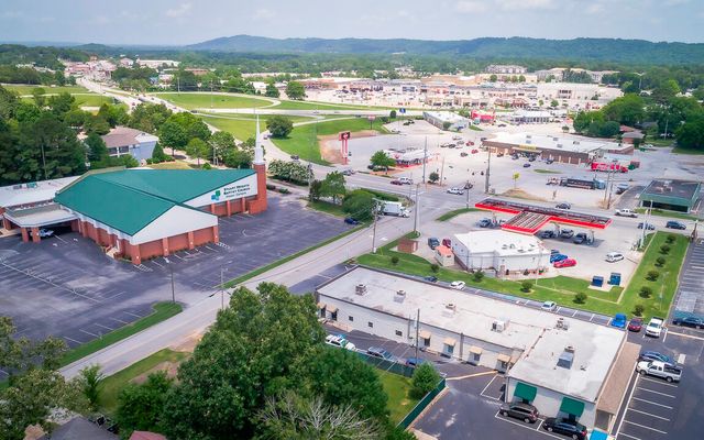 1504 Cloverdale Drive, Hixson, TN 37343