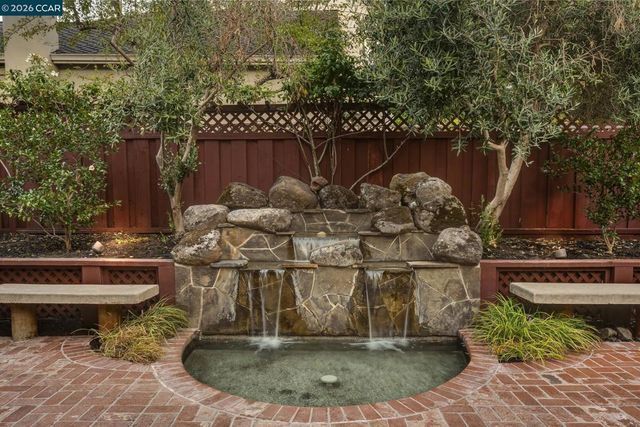 3271 Blackhawk Meadow Dr, Danville, CA 94506