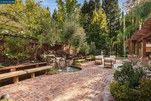 3271 Blackhawk Meadow Dr, Danville, CA 94506