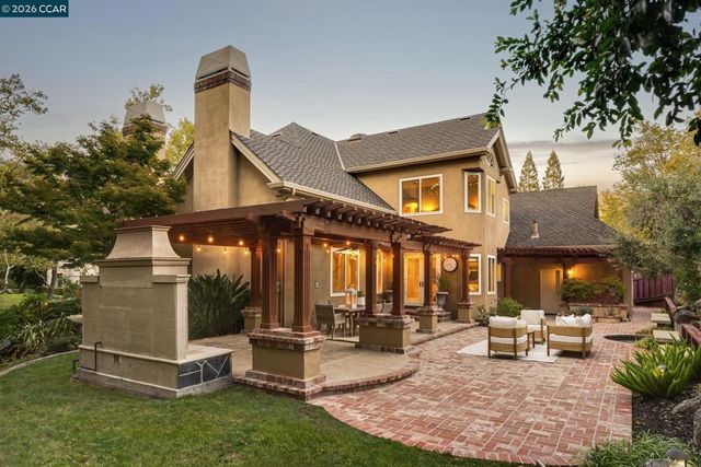 3271 Blackhawk Meadow Dr, Danville, CA 94506
