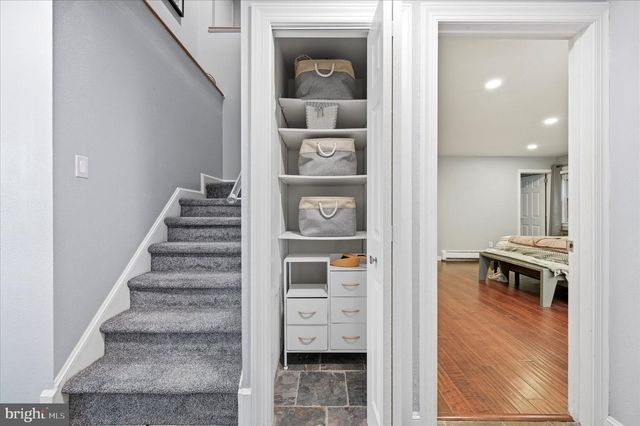1229 GREENTREE LN, Penn Valley, PA 19072