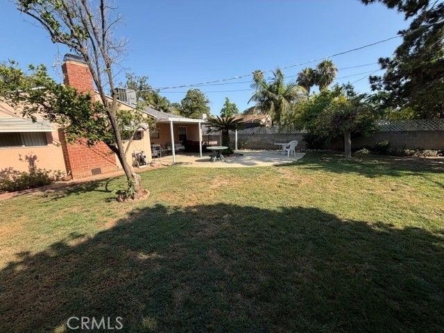 6927 Costello, Van Nuys, CA 91405