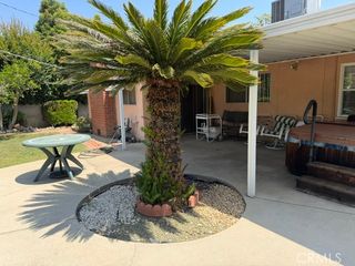 6927 Costello, Van Nuys, CA 91405