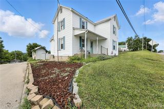 595 Highway 61, Bloomsdale, MO 63627