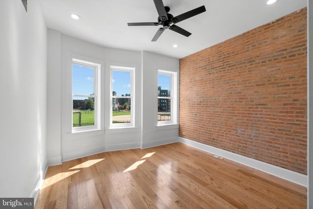 1126 E FORT AVE, Baltimore, MD 21230