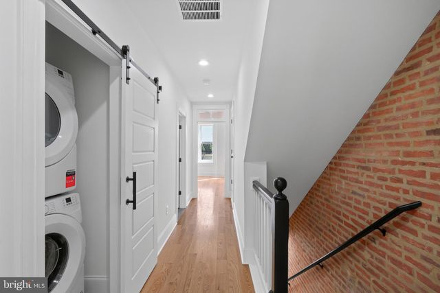 1126 E FORT AVE, Baltimore, MD 21230