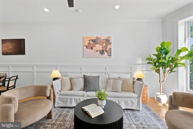 1126 E FORT AVE, Baltimore, MD 21230