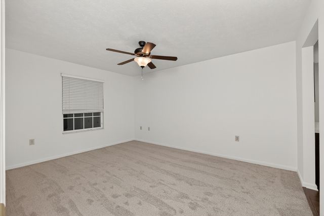 20 Parkside Drive, Florence, KY 41042